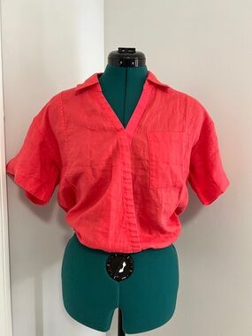 Athleta Bright Coral Short-Sleeve Button-Down Shirt